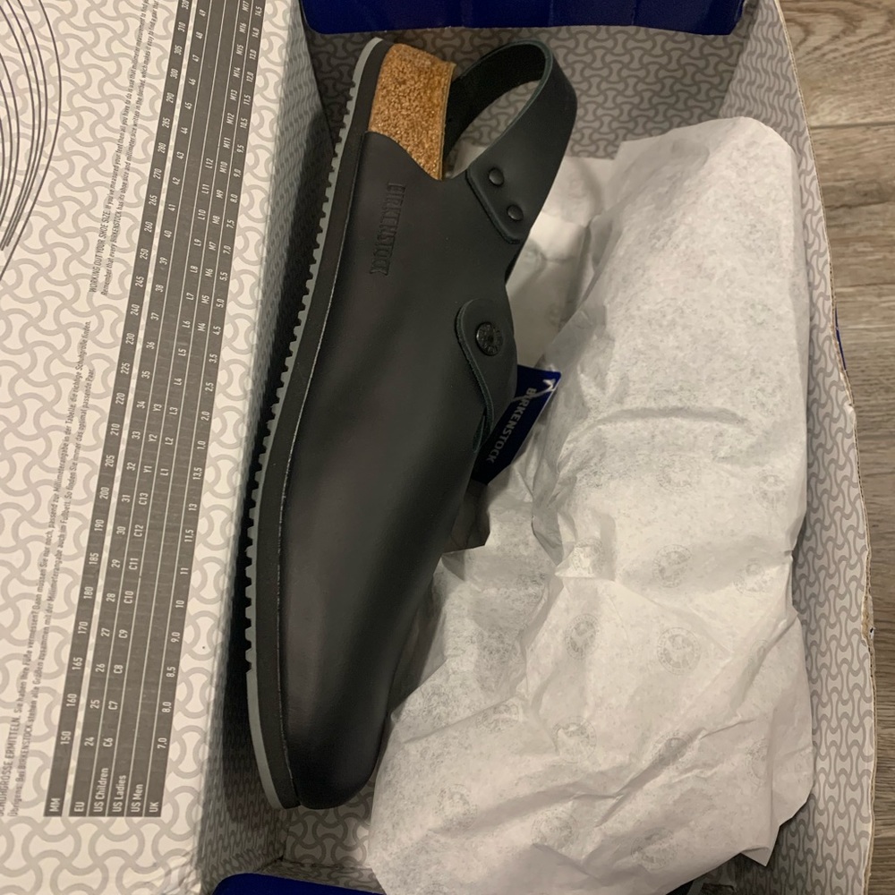 BRAND NEW Birkenstocks 14 men